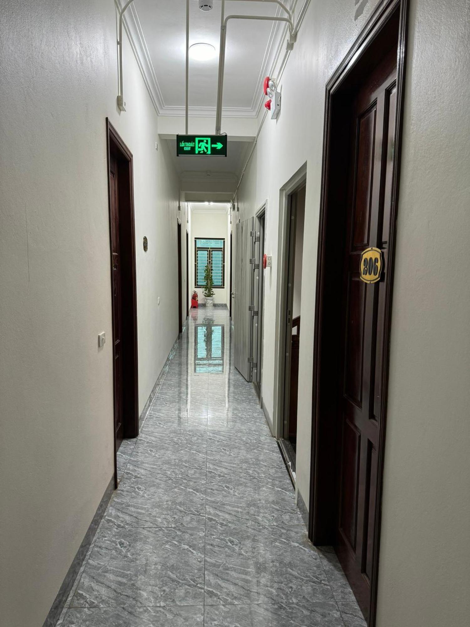 Hotel Minh Thang Nho Quan Exterior foto